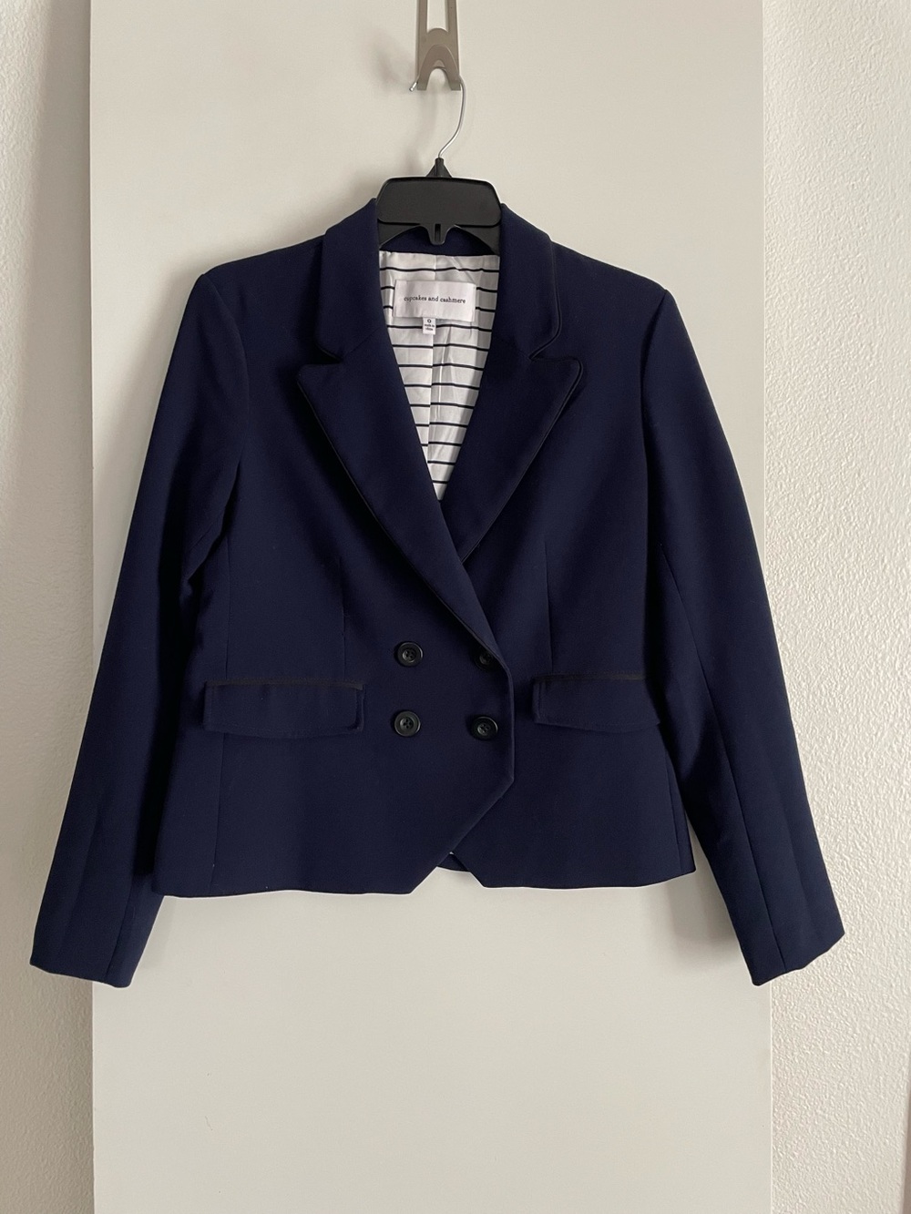 Cupcake & Cashmere Navy Blue Cropped Blazer Preppy Dark Academia NWOT